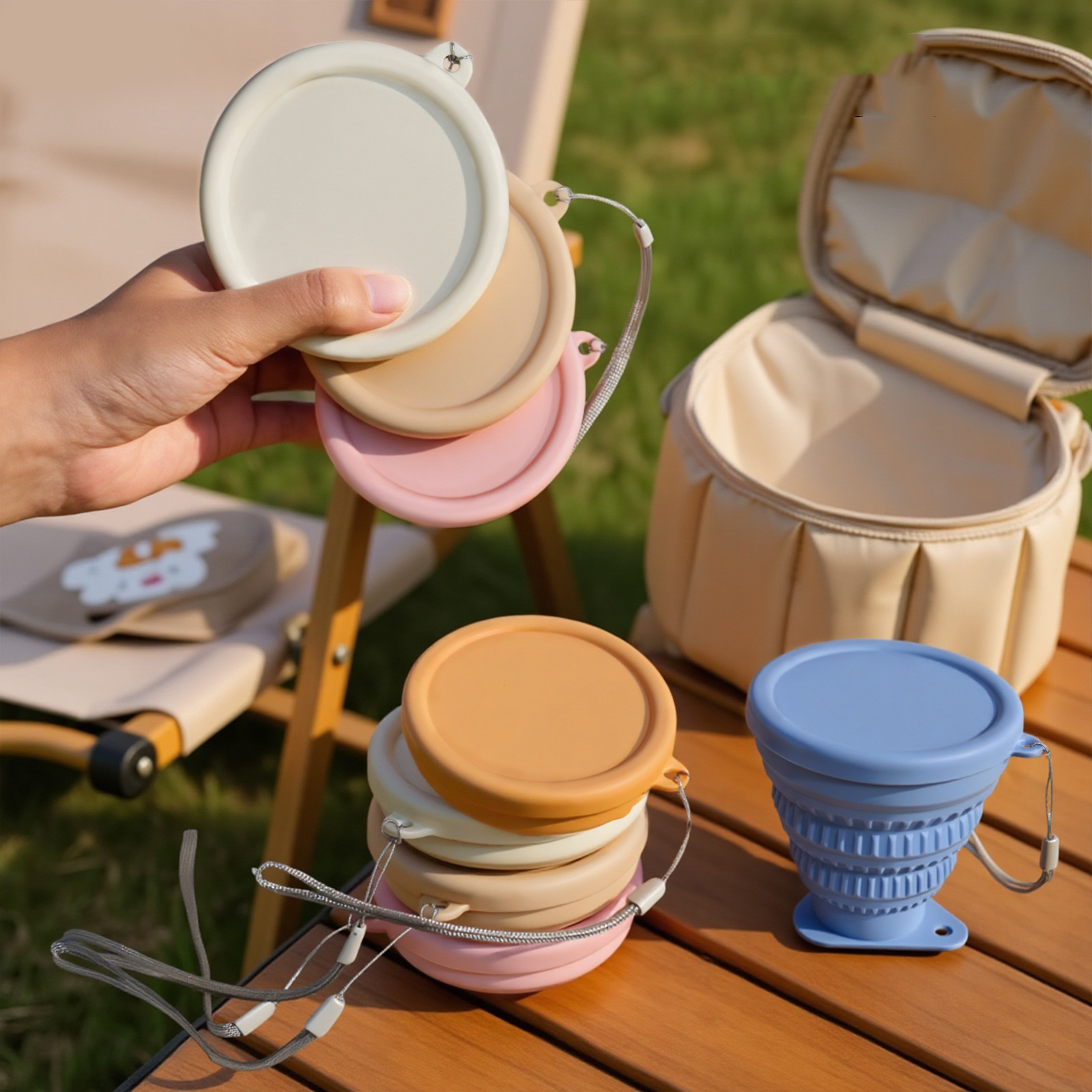 Foldable Silicone Camping Cup with Carabiner